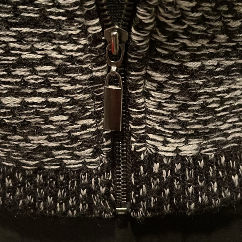 RW&CO. Zip Up Wool Blend Jacket/Cardigan. Size Small - Picture 6 of 11